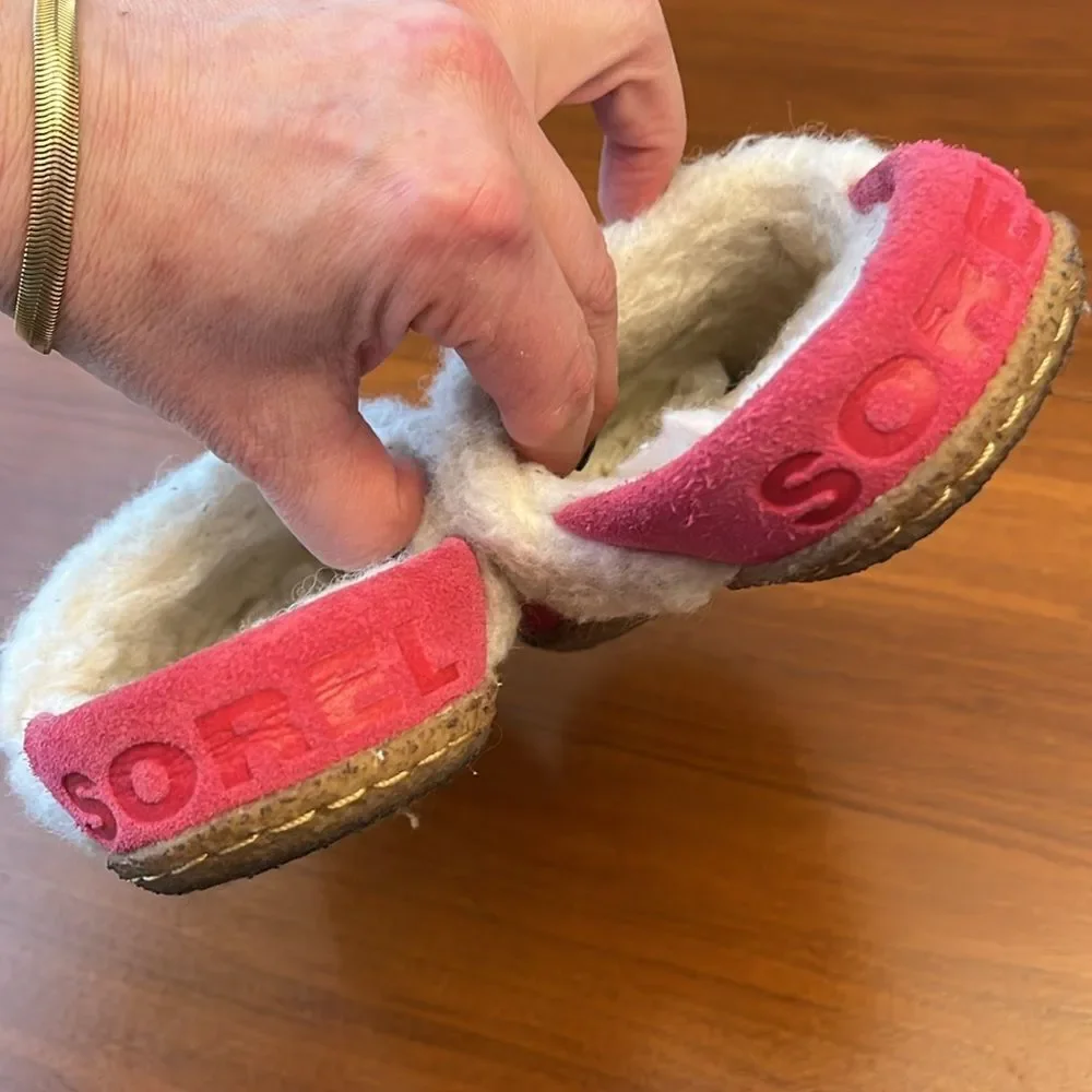 Sorel pink metallic